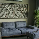 Surfer Caravan Gastro Pub Suites- Adults Only * Бодрум