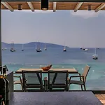 Surfer Caravan Gastro Pub Suites- Adults Only Апартаменты *