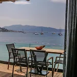 Surfer Caravan Gastro Pub Suites- Adults Only Апартаменты
