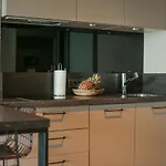 Апартаменты Surfer Caravan Gastro Pub Suites- Adults Only *