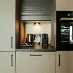 Surfer Caravan Gastro Pub Suites- Adults Only Бодрум