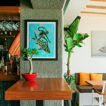 Апартаменты Surfer Caravan Gastro Pub Suites- Adults Only