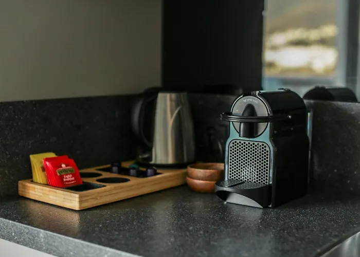 Surfer Caravan Gastro Pub Suites- Adults Only Apartment Bodrum