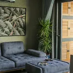 Apartment Surfer Caravan Gastro Pub Suites- Adults Only