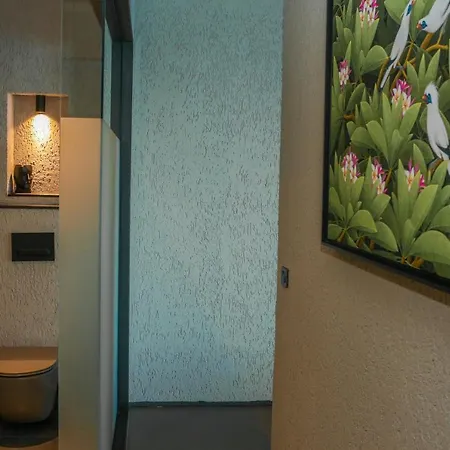 Surfer Caravan Gastro Pub Suites- Adults Only * Bodrum