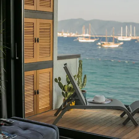 Appartamento Surfer Caravan Gastro Pub Suites- Adults Only