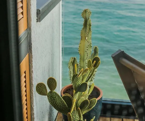 Surfer Caravan Gastro Pub Suites- Adults Only Appartement *